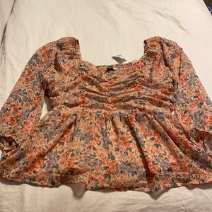 NWT- American eagle top